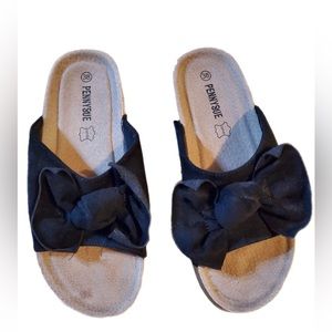 NEW - Penny & Sue Bow Tie Slide Sandals, Size: 38 EU (7.5),